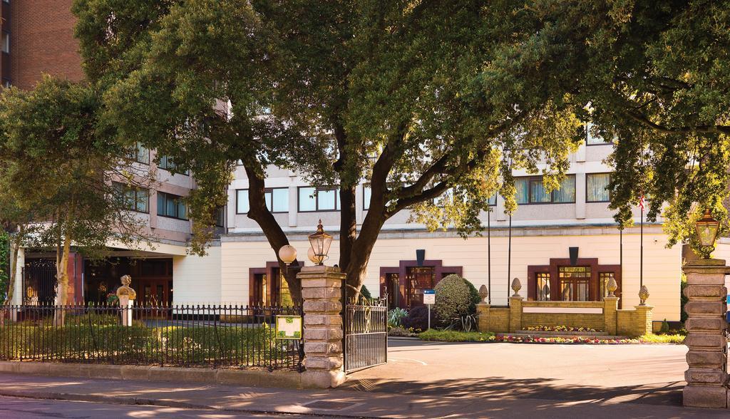 Clyde Court Hotel Dublin Exterior photo